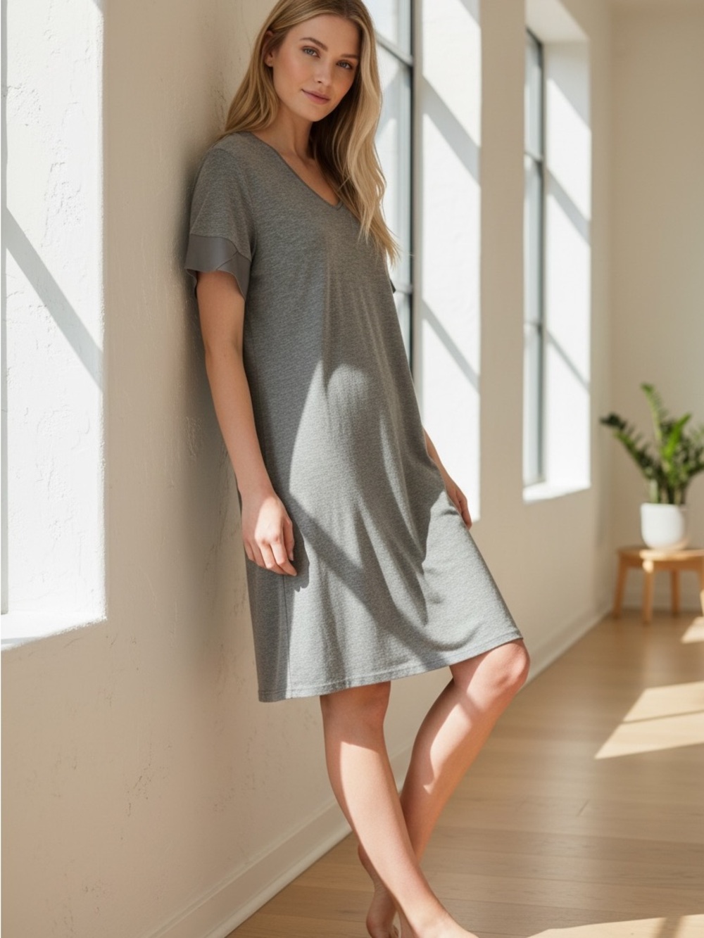 Hanro Cotton Modal Blend V Neck Gray Short Nightgown Size Medium - Picture 2 of 10